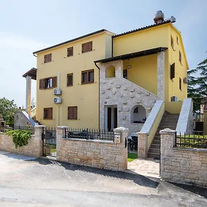 apartment-dadic-medulin.pula-hotels.org/
